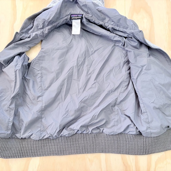 Patagonia Conejo Vest Women’s Small Gray Hooded High Pile Fleece - Picture 4 of 8